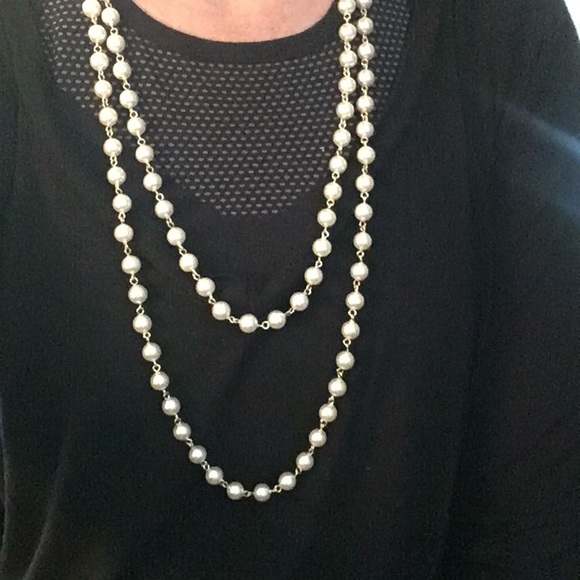 Single long pearl necklace - Picture 6 of 8